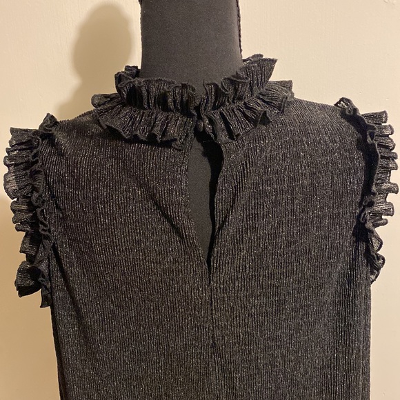 •Top• - Picture 4 of 4